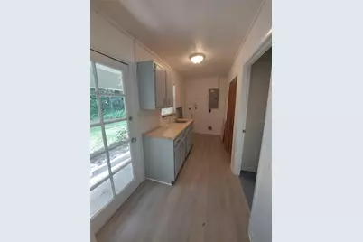 253 N Blue Lake Avenue, Deland, FL 32724 - Photo 17