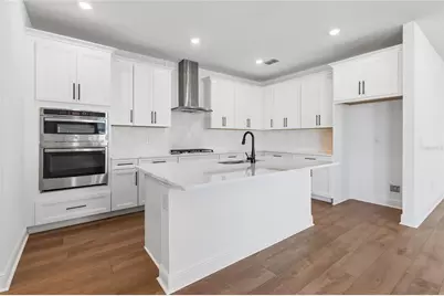 8111 Seaflower Parkway, Bradenton, FL 34210 - Photo 5