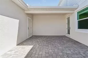8119 Seaflower Pkwy, Bradenton, FL 34210 - Photo 5