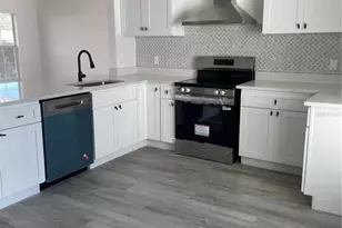 1367 Hensley Dr, Deland, FL 32724 - Photo 3