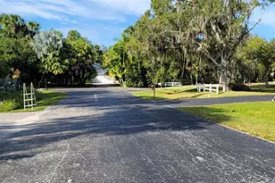 3664 Walden Pond Dr, Sarasota, FL 34240 - Photo 3