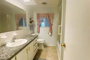 143 Jacaranda Dr, Leesburg, FL 34748 - Photo 21