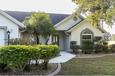 6112 Silver Oaks Drive, Zephyrhills, FL 33542 - Photo 3