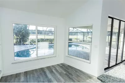 6112 Silver Oaks Drive, Zephyrhills, FL 33542 - Photo 7