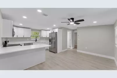 2211 Azalea Court, Lakeland, FL 33815 - Photo 13