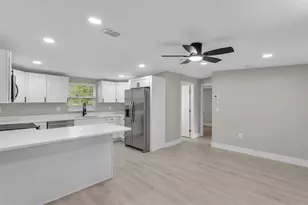 2211 Azalea Ct, Lakeland, FL 33815 - Photo 13