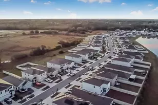 16820 Delia St, Wimauma, FL 33598 - Photo 3