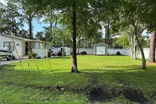 24302 Maxwell St, Astor, FL 32102 - Photo 15