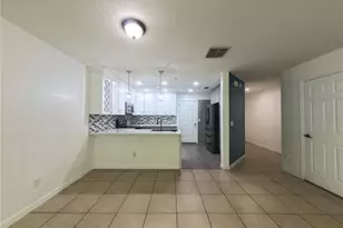 215 Glowing Peace Ln, Orlando, FL 32824 - Photo 5