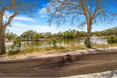 2728 58th Street S, Gulfport, FL 33707 - Photo 35