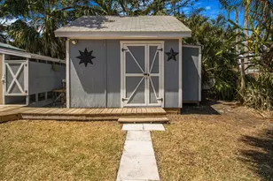 2728 58th St S, Gulfport, FL 33707 - Photo 33