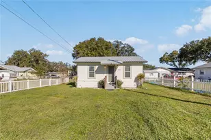 712 4th St, Saint Cloud, FL 34769 - Photo 1