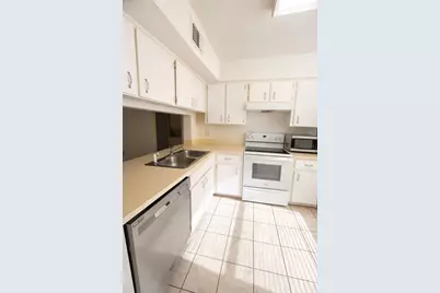 3244 Candle Ridge Drive #202, Orlando, FL 32822 - Photo 5