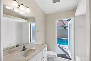 177 Valencia Lakes Dr, Venice, FL 34292 - Photo 27