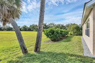 177 Valencia Lakes Dr, Venice, FL 34292 - Photo 35