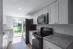 32 W Marbrisa Way, Kissimmee, FL 34743 - Photo 7