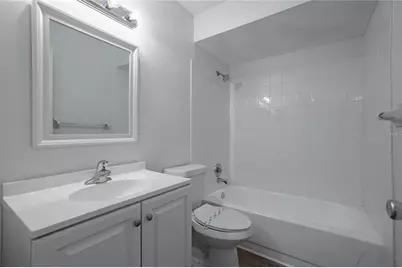 32 W Marbrisa Way, Kissimmee, FL 34743 - Photo 5