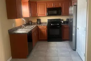 512 Valencia St, Sebring, FL 33870 - Photo 3