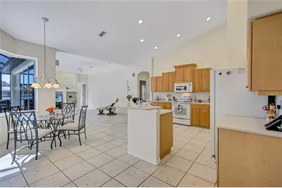 5484 Oak Crest Boulevard, Sarasota, FL 34233 - Photo 29