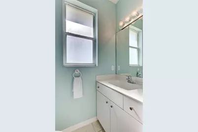 5484 Oak Crest Boulevard, Sarasota, FL 34233 - Photo 47