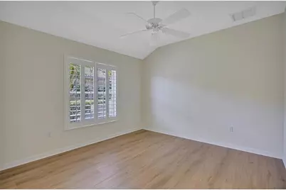 5484 Oak Crest Boulevard, Sarasota, FL 34233 - Photo 43