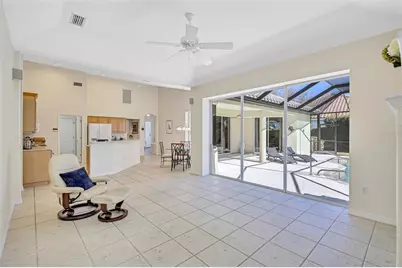 5484 Oak Crest Boulevard, Sarasota, FL 34233 - Photo 37