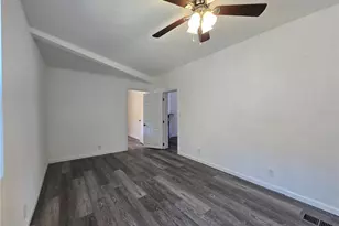 43541 Dixie Dr, Paisley, FL 32767 - Photo 7