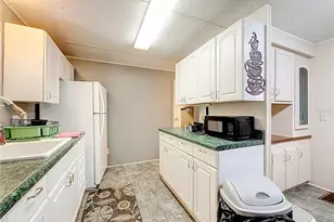 3175 NE 162nd St, Citra, FL 32113 - Photo 13