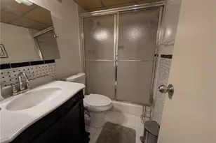 6080 NW 44th St, Lauderhill, FL 33319 - Photo 13