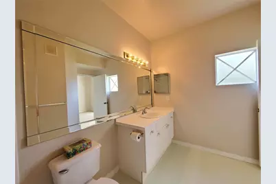 5140 Northridge Road #208, Sarasota, FL 34238 - Photo 11