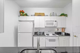 2310 Silver Palm Dr, Kissimmee, FL 34747 - Photo 7