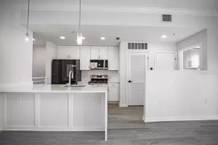 460 E Jackson St, Orlando, FL 32801 - Photo 7