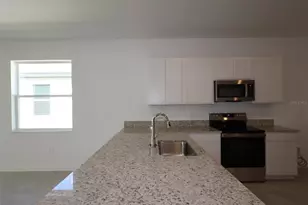 9121 Optimist Wy, Palmetto, FL 34221 - Photo 3