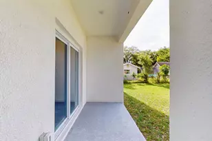 1919 30th Ave N, Saint Petersburg, FL 33713 - Photo 23