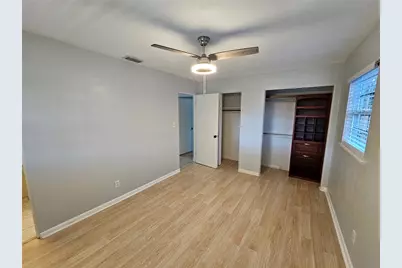 3000 Browning Street, Sarasota, FL 34237 - Photo 17