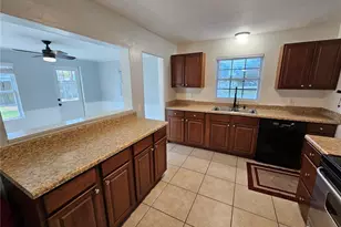 3000 Browning St, Sarasota, FL 34237 - Photo 3