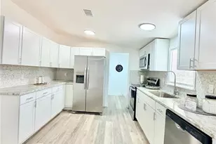 14093 SE 62nd Ct, Summerfield, FL 34491 - Photo 11