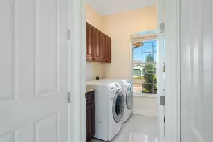 1900 Colleen St, Sarasota, FL 34231 - Photo 43