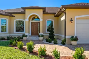 1900 Colleen St, Sarasota, FL 34231 - Photo 5