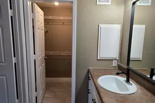 3702 Palm Desert Ln, Orlando, FL 32839 - Photo 15