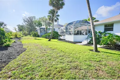 4717 E Trails Drive, Sarasota, FL 34232 - Photo 11