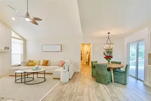 4717 E Trails Dr, Sarasota, FL 34232 - Photo 39