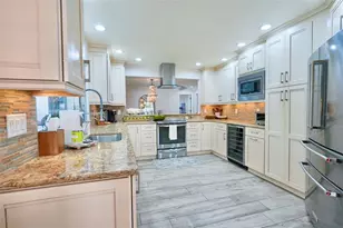 4717 E Trails Dr, Sarasota, FL 34232 - Photo 49