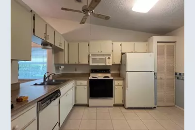 1710 Curry Avenue #42, Nokomis, FL 34275 - Photo 5