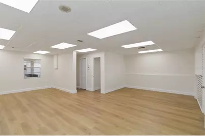 911 Pennsylvania Avenue, Saint Cloud, FL 34769 - Photo 9