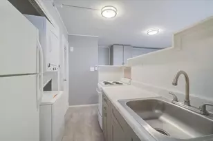 1223 Cocoanut Ave, Sarasota, FL 34236 - Photo 11