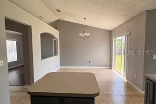 2405 Lincolnshire Ct, Kissimmee, FL 34743 - Photo 3