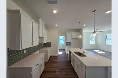 3352 Daybreak Run Loop, Spring Hill, FL 34609 - Photo 3