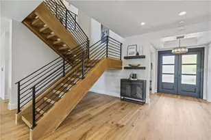 2060 Illinois Ave NE, Saint Petersburg, FL 33703 - Photo 13