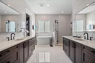 2060 Illinois Ave NE, Saint Petersburg, FL 33703 - Photo 43